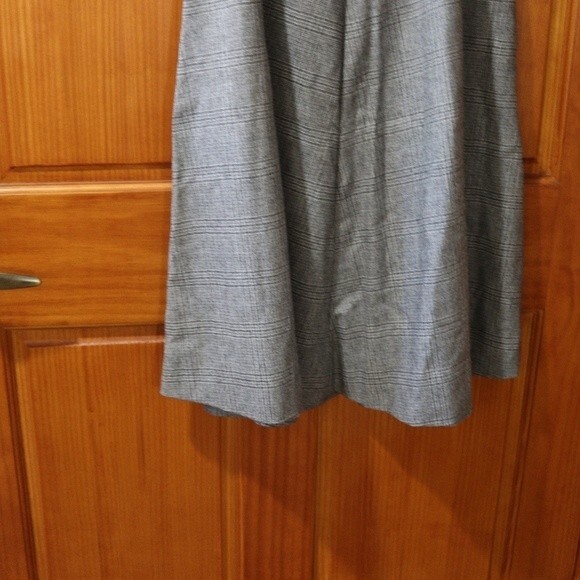 Vintage Handmade Gray Wool Plaid A-Line Midi Skirt Classic 70s Style M - Picture 10 of 12